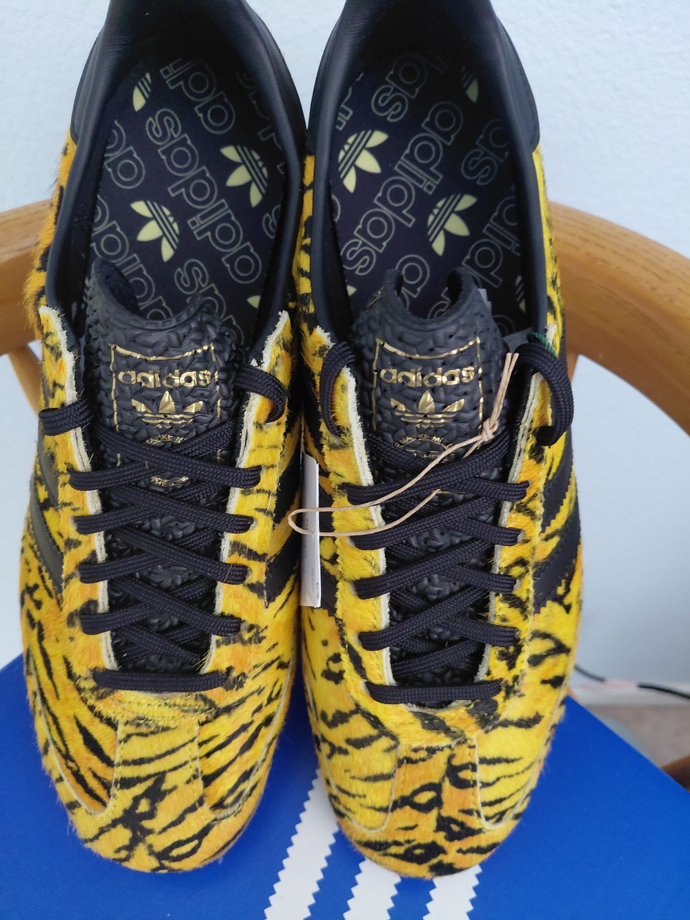 adidas Women’s Yellow & Black Tiger Stripe Sneakers - Picture 2 of 7